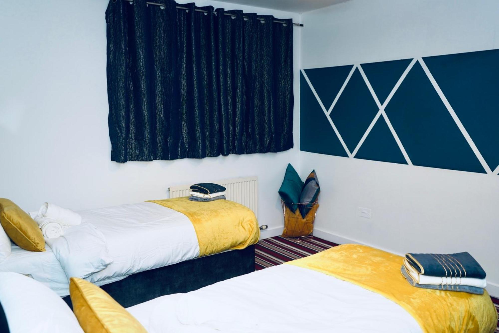 Apartment Cozy 2bedroom House With 4bed With Parking *